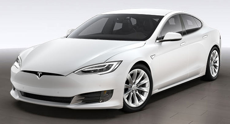 Tesla removes 'autopilot' from China website after Beijing crash